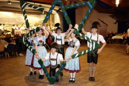 kl-Aktive Gruppe beim Sterntanz