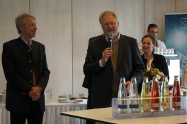 1 Begrüßung mit (v.l.) F. Schwaller, Dr. Böhm und V. Lüdicke-©Chiemsee-Alpenland Tourismus