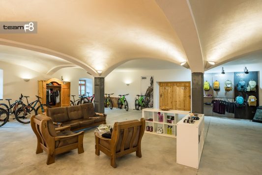 Bikepark_Samerberg_2019_Foto_Team_F8_C_Tharovsky_lowres-103