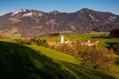Fruehling-Rossholzen