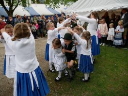 PAJ GwandTrachtenmarktAssling