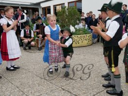 PAQ GwandTrachtenmarktAssling