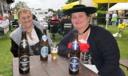 P1155374_HelAmb_mk_Mutter und Tochter