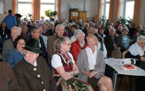 fras vortrag schlossherrin01