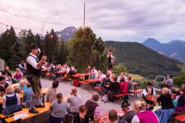 Bergfeuertanz-DandlbergAlm-1330545