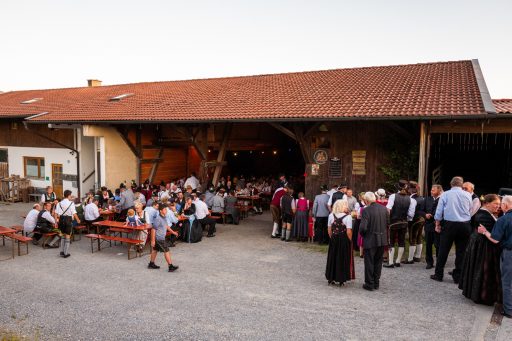 Einkehr in Steinkirchen