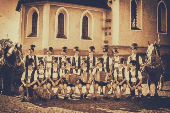 Gruppenfoto - ORIGINAL - Hochzeitsfoto