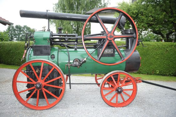 kl-Lanz im neuen Glanz