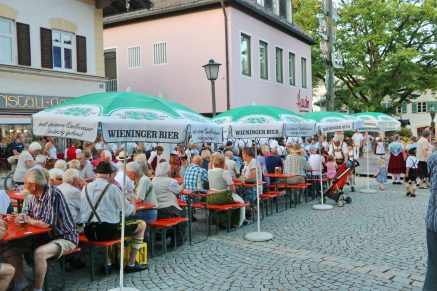 kl-Tanz unter Maibaum 2