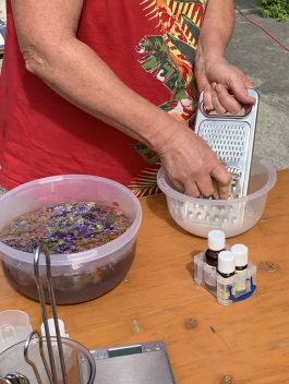 kl-SN_MR_Rosenheim_Heilsalben_III