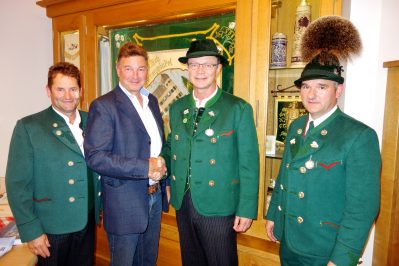 1Fischer-Böttinger-Bgm-Schlosser