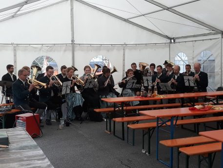 805d7e82-75c8-4044-8069-4cfdf8a9ca01