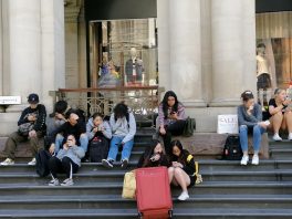 2eb8203a-33a9-470a-bd42-a9bdf84628b9