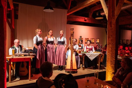 Hoagart-Moarhof-1930469