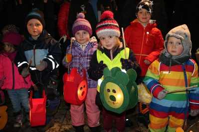 aschau kiga martinszug01