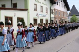 fras tv kirchenzug02