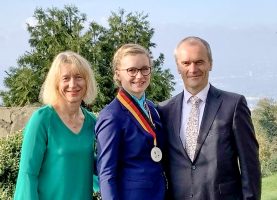 kl-Deutsche Vizemeisterin Anna Albrecht, Theresa Albrecht,_Thomas Albrecht Bild 1