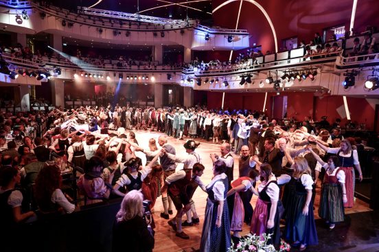 OideWiesnBuergerball_DeutschesTheaterMuenchen_2017_c_T_Schmidt__13_