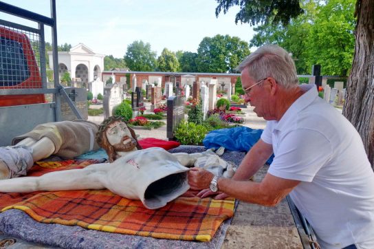 kl-Im Priener Friedhof