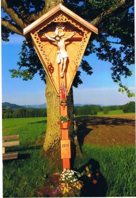 kl-Kreuz Raschl-Woehrer in Hittenkirchen