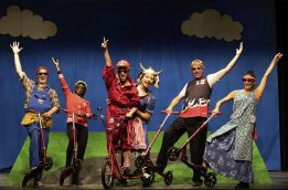 2019_Die Kuh-Szene Roller_Foto Mohr Studios_DSC05830