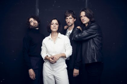 SILBERMOND_SCHRITTE_01_ (Foto Jens Koch) quer large