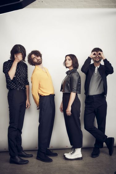 SILBERMOND_SCHRITTE_02_ (Foto Jens Koch) hoch large