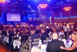 Schwarz-Weiss-Ball (11)