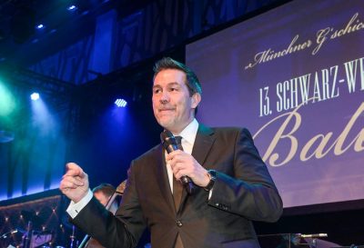 Schwarz-Weiss-Ball (21)