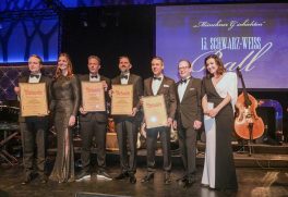 Schwarz-Weiss-Ball (25)