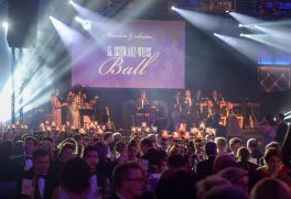 Schwarz-Weiss-Ball (27)