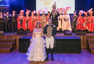 Schwarz-Weiss-Ball (31)