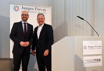 Sicherheitskonferenz Muenchen Ende (7)