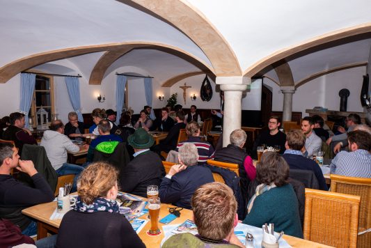 Wahlveranstaltung-1990695