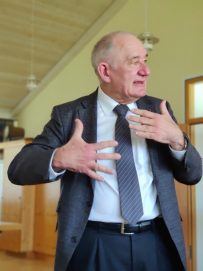 IMG_20200308_123655_Bokeh