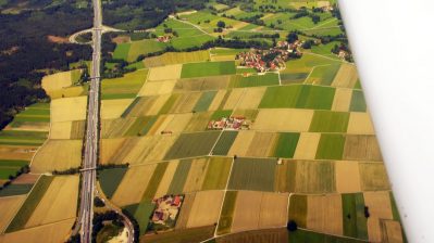 06-br-heimat-ueber-den-wolken-die-a8-mal-von-oben-100~_v-img__16__9__xl_-d31c35f8186ebeb80b0cd843a7c267a0e0c81647