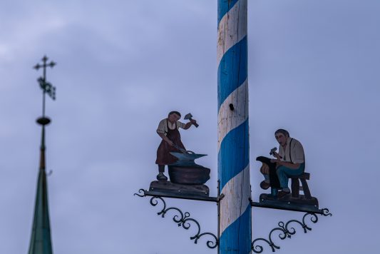 Maibaum-Toerwang-1090069