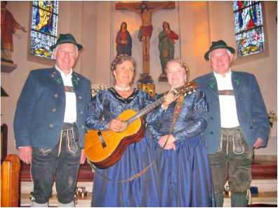 Waggi-Oberndirndl-Biwi 2005 in Bernau