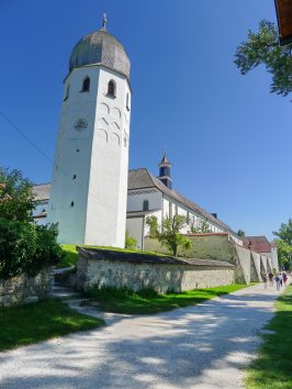 01-Kloster Frauenwörth hoch