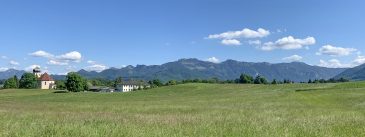 Blick auf Wildenwart und Kampenwand