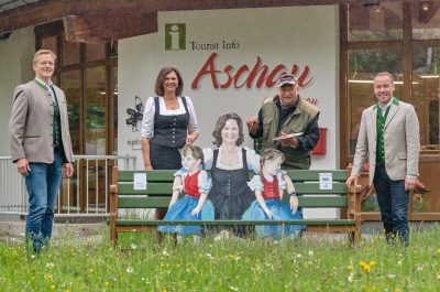 KNEFFEL_001_Ilse Aigner kl