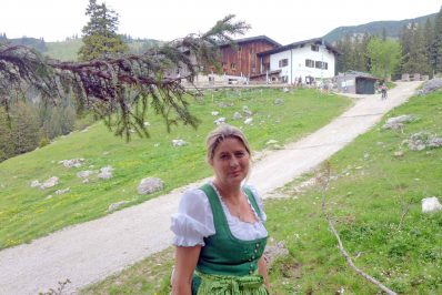 kl-Wirtin mit Priener Hütte 2