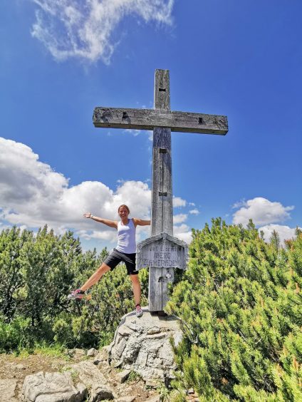 8eeab6b2-6eb2-4035-995a-490ef82f90b5