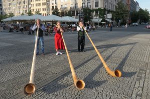 P1322644_mk_HelAmberger