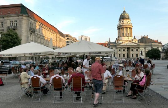 P1322669_mk_HelAmberger