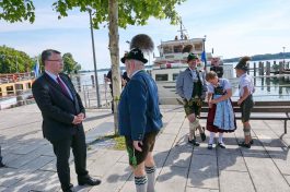 kl-1Bertl-Minister Herrmann Staatskanzlei 2