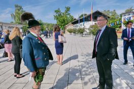 kl-1Bertl-Minister Herrmann Staatskanzlei