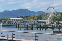 1Riesenrad im Hafen 1