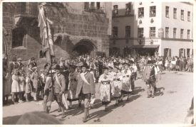 3 Beim Heimatfest in Wasserburg a Inn 1949