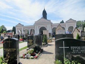 kl-Blick Aussegnungshalle